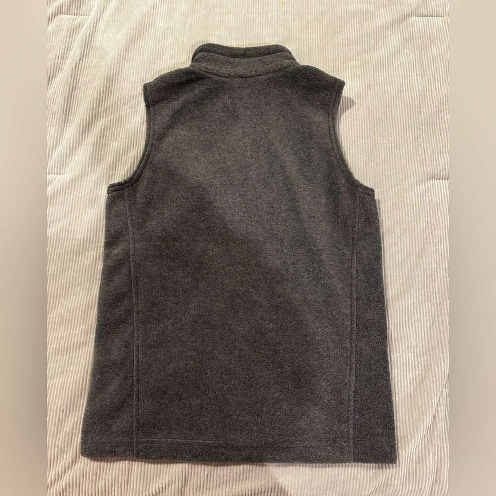 NWT Youth Columbia Charcoal Fleece Vest - Picture 2 of 4